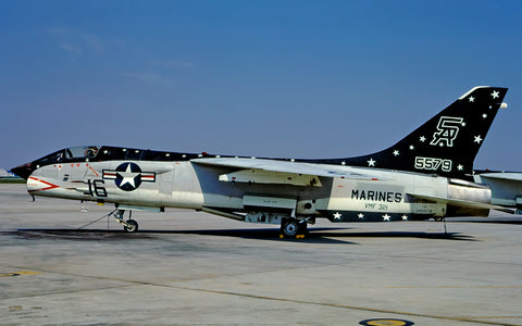 145579/5A-16 F-8K USMC/VMF-321