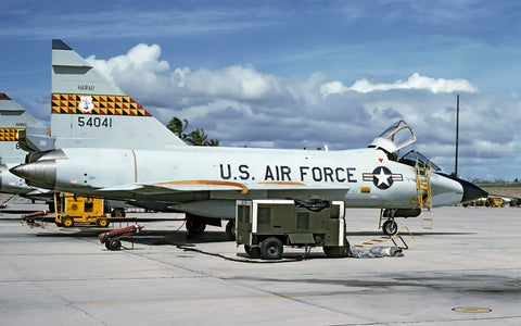 55-4041 TF-102A USAF/199th FIS (Hi ANG)